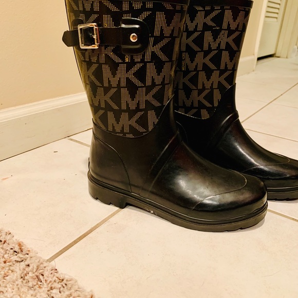 Micheal Kors Logo rubber rainboot - Picture 4 of 4
